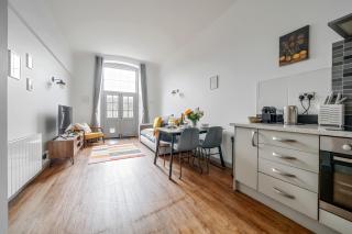 County House Escape - courtyard & free parking - York - 7