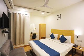 Hotel Raaso Inn Rohini I Near Metro I Couple Friendly I Spacious Rooms I Budget Stay - 5