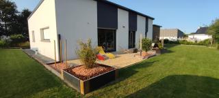Maison récente avec jardin. - Plourhan - 7