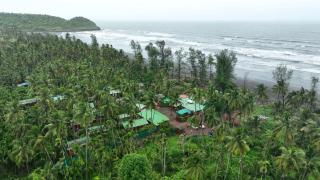 Tranquil Beach Resort - Harihareshwar - 1