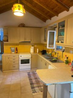 Two Bedroom 2 Bathroom House - Fanari - 2