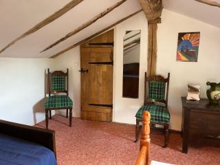 Converted medieval chapel gite in Limousin country - 4