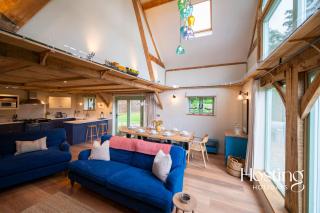 Foxglove Barn - Rurally located 3 bed equestrian paradise - Aylesbury - 0