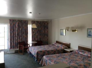 Embassy Motel - 9