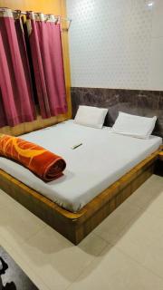 Satyam 2 Min. Walking Distance from Dargah - 9
