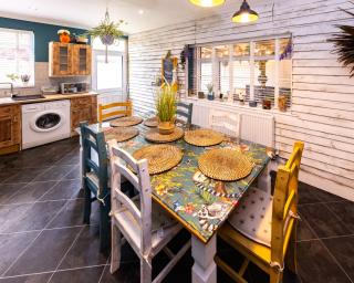 James' Place @ The Park - 2