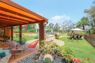 Majestic Mountain Villa with heated pool - Moya - 9
