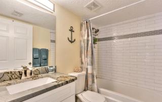 Kiawah Bay 103 Gorgeous Condo In A Riverfront Community With Steps To The Ocean! - New Smyrna Beach - 1