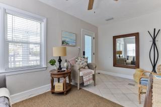 216 Kirkland Suite 2 - 2-1 Beachside Pool Home! - New Smyrna Beach - 4