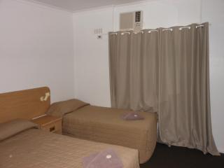 Parkway Motel - 9
