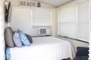 Cozy Beachside Cottage Studio - New Smyrna Beach - 7
