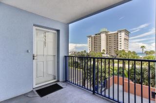 Immaculate Oceanview Oceanwalk 3-3 Condo! 19-307 - New Smyrna Beach - 9