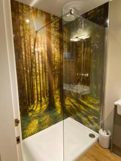 Holly Berry Lodge with Hot Tub - Cupar - 7