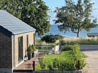 Luksus hus i 1st række, all-incl top komfort med SPA og skov - Strøby - 7
