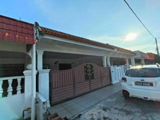 TheBliss8 八悦椋居 2R2B for 5-8pax - Malacca - 1