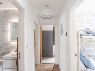 The Cove - Holyhead - 1