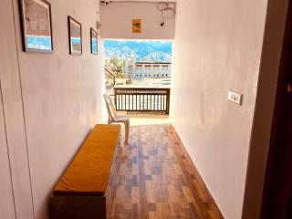 Milam Hostel - Leh - 0