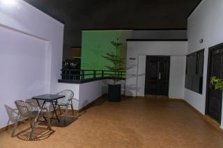Executive Three Bedroom Furnished Apartment - 9