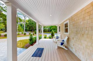 The Cape House - Cotuit - 6