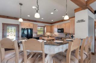 Ranch Retreat Creek View - Pool Table and Fire Pit - Fredericksburg - 1