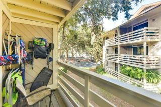 Pool Deck Access and Walk to Beach Hilton Head Unit - Hilton Head Island - 9
