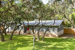 Luxury Home just 5 min from Main St - Fredericksburg - 4
