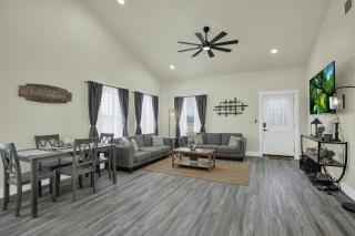Hill Country Hideaway with Fire Pit and Hot Tub! - Fredericksburg - 6