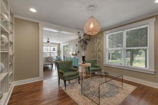 Clover Haus 2 Blks to Main St with Pool and Spa! - Fredericksburg - 4