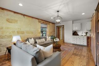 Luxury Home with Fire Pit & Hill Country Views - Luckenbach - 1