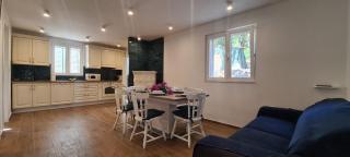 Apartments Hvaranin - Stari Grad - 7