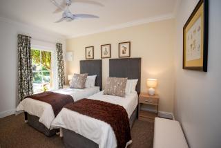 Greenhill Farm Cape Dutch Cottage Plettenberg Bay - 1 Bedroom Private Cottage - Plettenberg Bay - 2