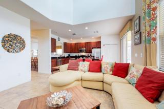 6 bedrooms pool home sleeps 14 Gated resort of Waterson - Davenport - 1