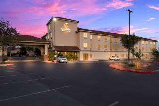 Comfort Inn & Suites Las Vegas - Nellis - Las Vegas - 6