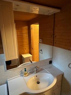 Houseboat - Beacon of happiness - 1