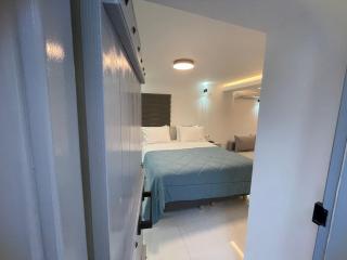 Coco Luxury Apartments - Poros - 8