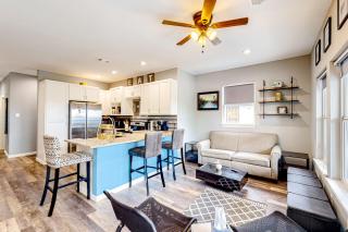 Pura Vida Texoma, Unit A - - 7