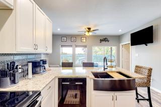Pura Vida Texoma, Unit A - - 1