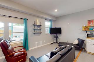 Pura Vida Texoma, Unit B - - 4