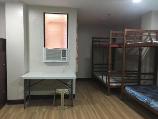 AGB Anchorage Inn, male dorm - Manila - 5