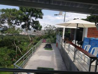 Casa campestre con piscina, barbacoa, kiosco y más - 1