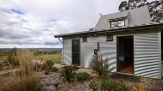 Hatter's Hideout Cave and Lodge - 1