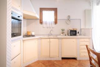 Ema's guest house - 5