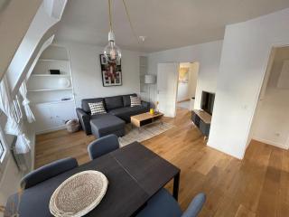 Bright modern apartment, 2 bedrooms, 6 guests - 1