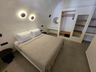Petroma Cave Suites - Vourvoulos - 3