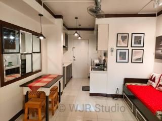 Centro Deluxe 3- Free Parking & WI-FI in Alabang - Manila - 5
