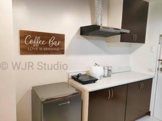 Centro Deluxe 3- Free Parking & WI-FI in Alabang - Manila - 2