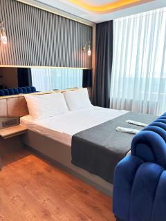 216 Ruby Suite - 6