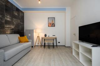 Insubria 8-3sx - Monolocale Cool - Milan - 2