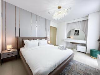 Emaar Marina 2BR Apartment at 52-42 Building T2 with Full Marina Panorama View by ANW Vacation Homes - Dubai - 4