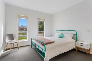 Beach 27 by Ready Set Stay - BYO LINEN & TOWELS - Dromana - 7